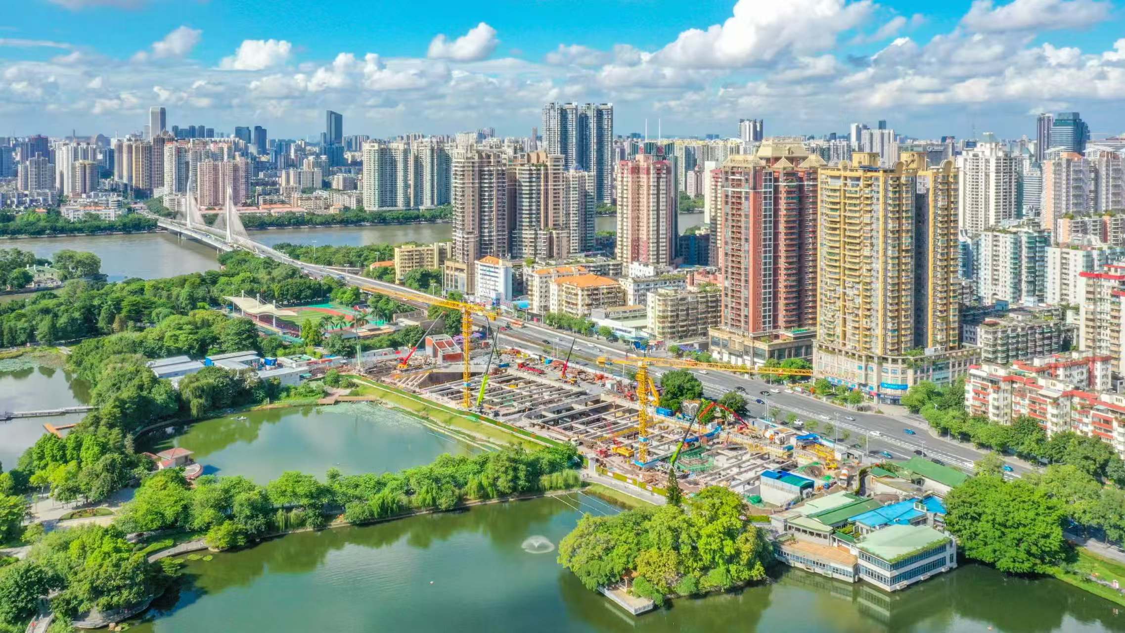 廣州地鐵十號(hào)線開(kāi)通！“軌道上的大灣區(qū)...